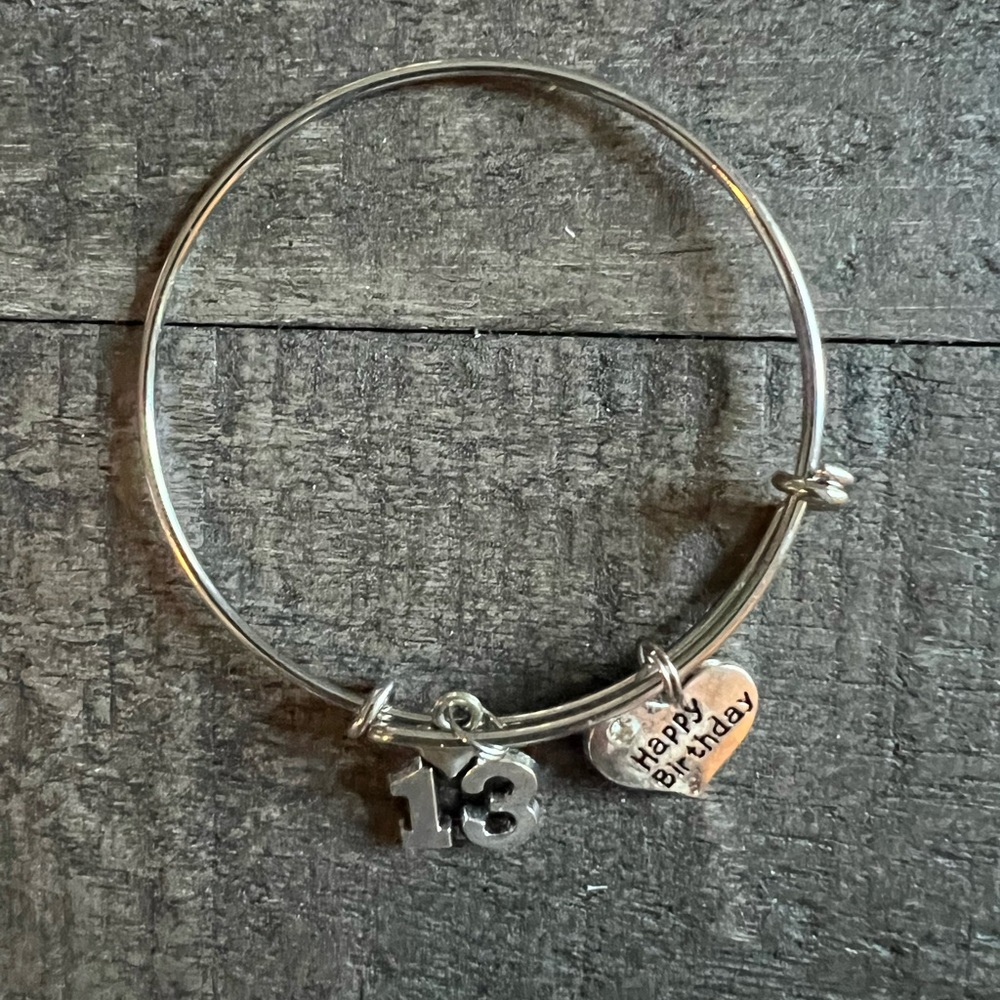 Charm bracelet